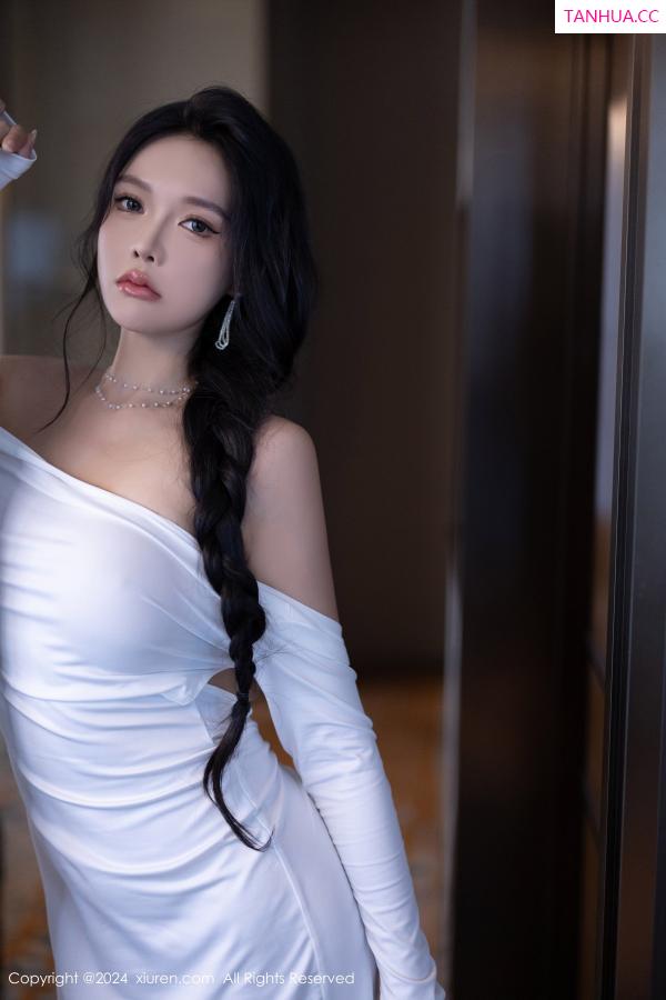 小娜比  [XiuRen]高清写真图 2024.09.05 No.9115 娜比 黑丝美腿第37张图片